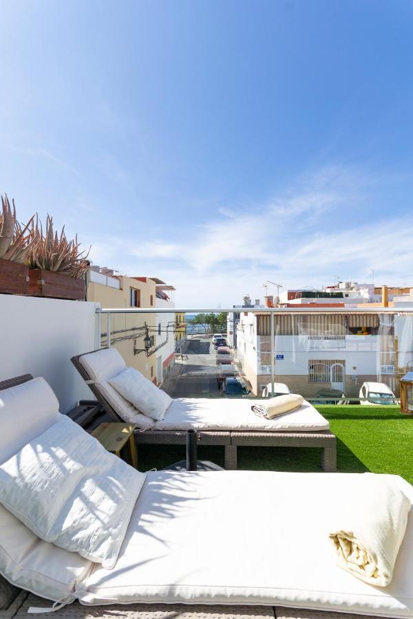 Cozy And Sea Views Private Terrace Apartment La Playa de Arguineguin Exterior photo