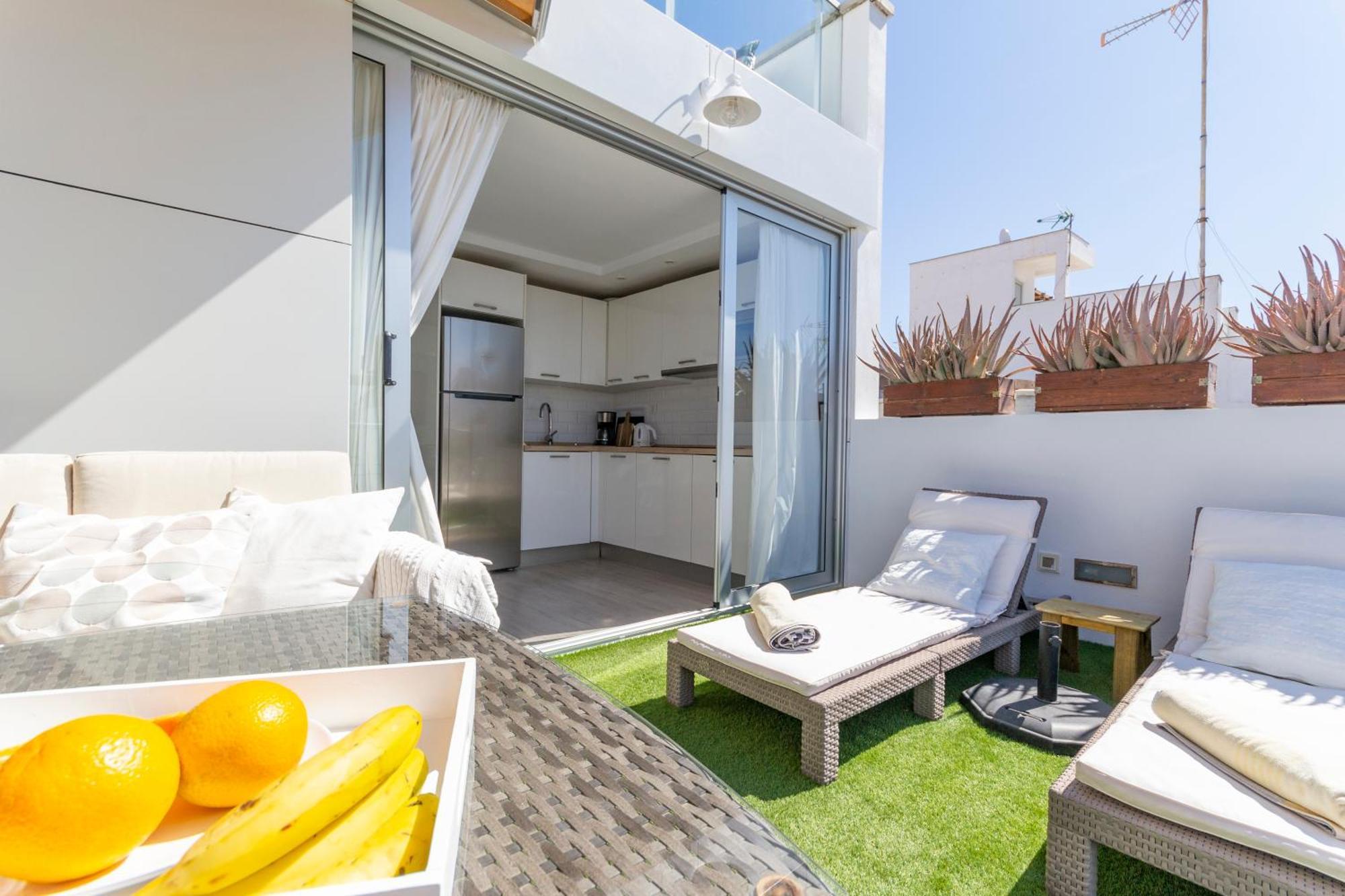 Cozy And Sea Views Private Terrace Apartment La Playa de Arguineguin Exterior photo